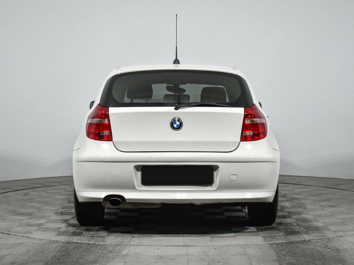 BMW 1 серии 2010 года с пробегом. Фото: #5