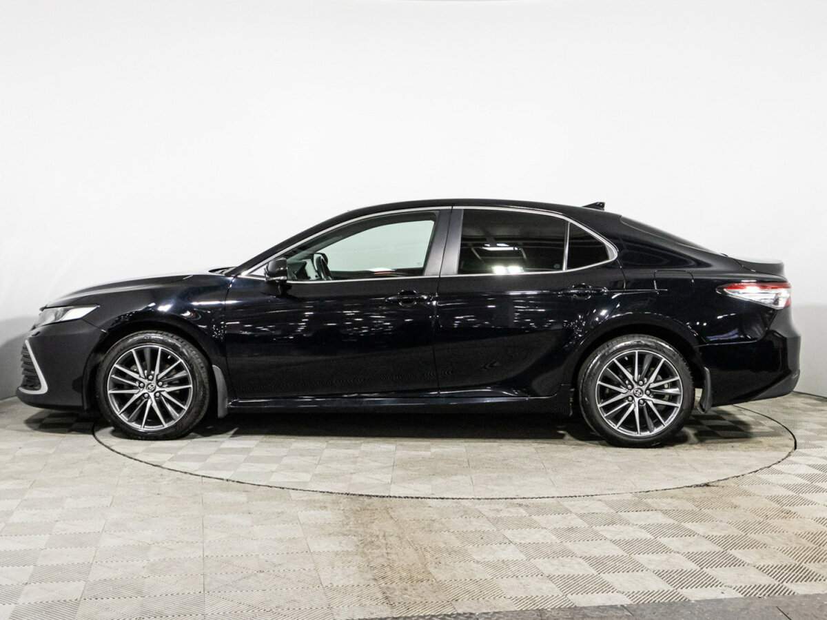 Toyota Camry 2021 года с пробегом. Фото: #7