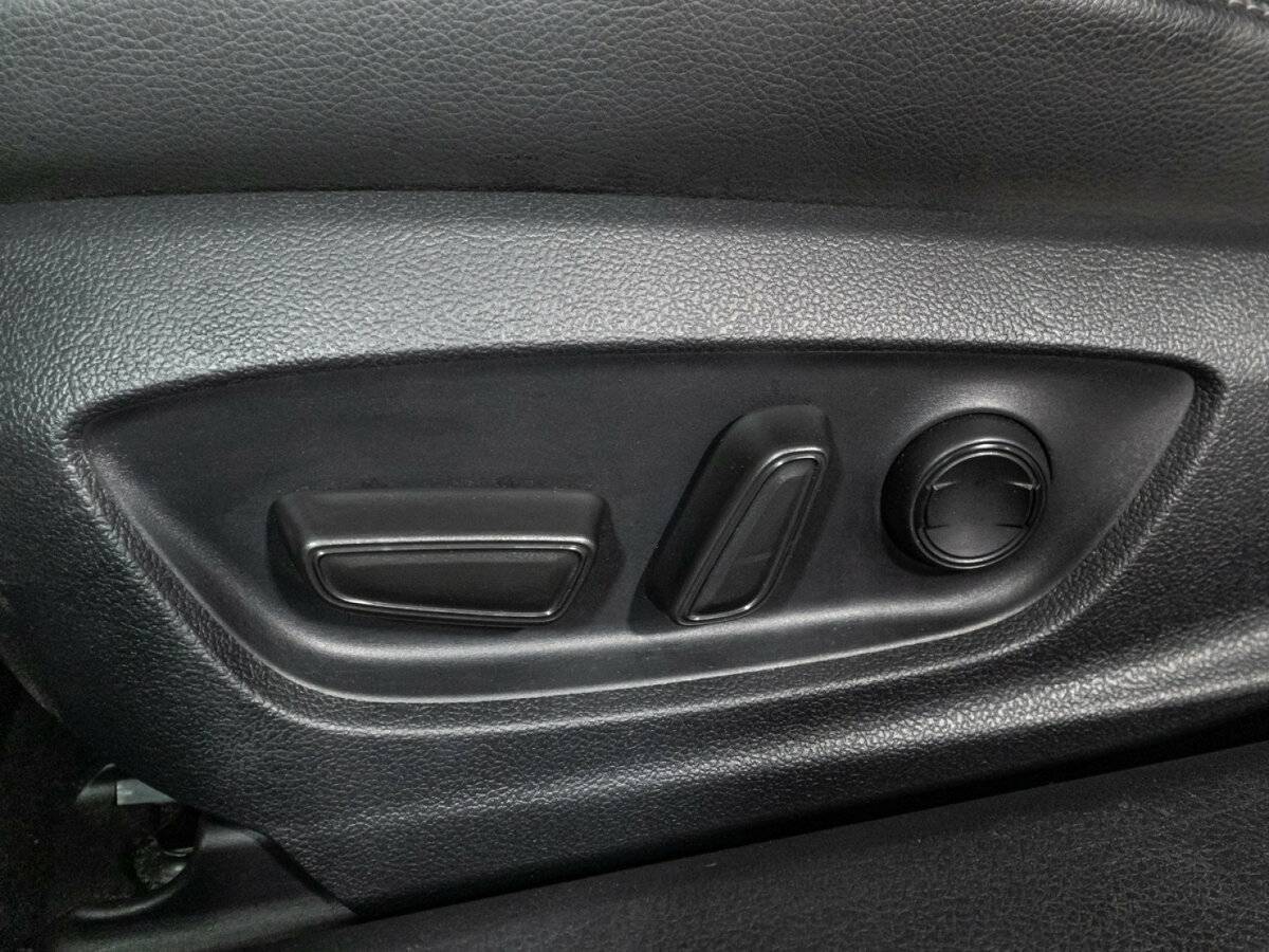 Toyota Camry 2021 года с пробегом. Фото: #18