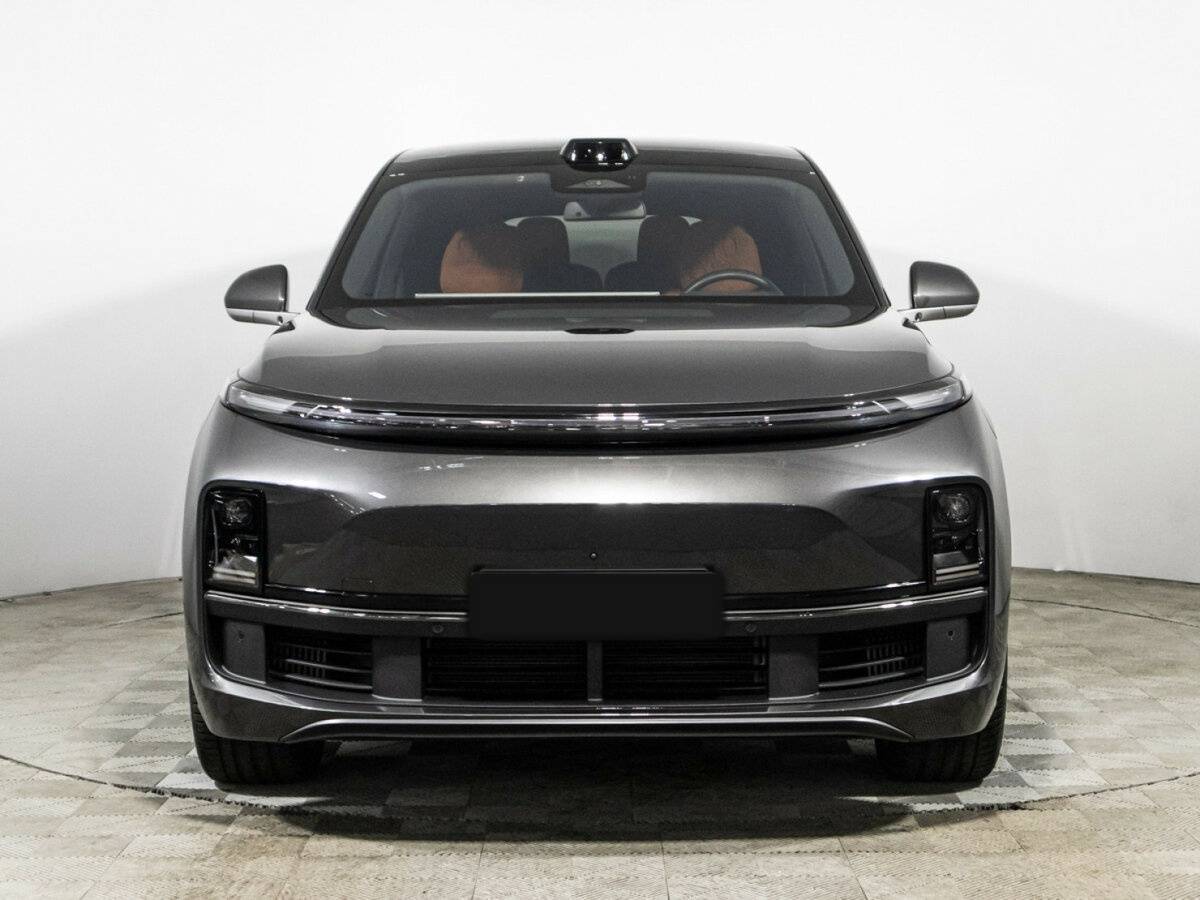 LiXiang L9 2023 года с пробегом. Фото: #1