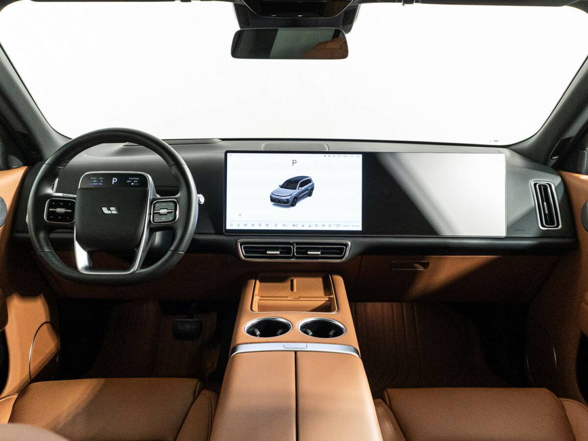 LiXiang L9 2023 года с пробегом. Фото: #11