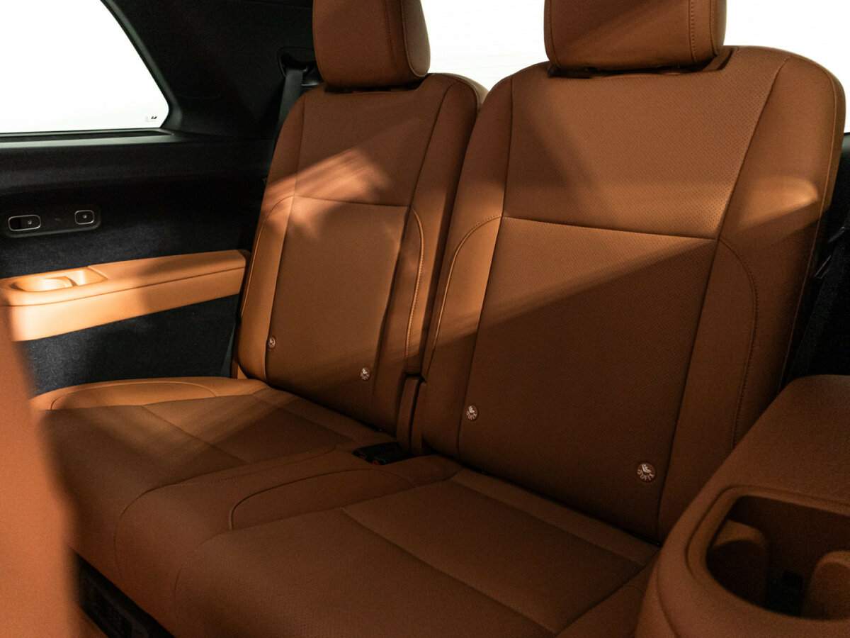 LiXiang L9 2023 года с пробегом. Фото: #16