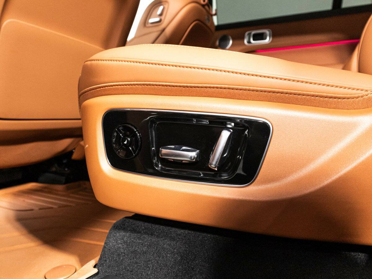 LiXiang L9 2023 года с пробегом. Фото: #17