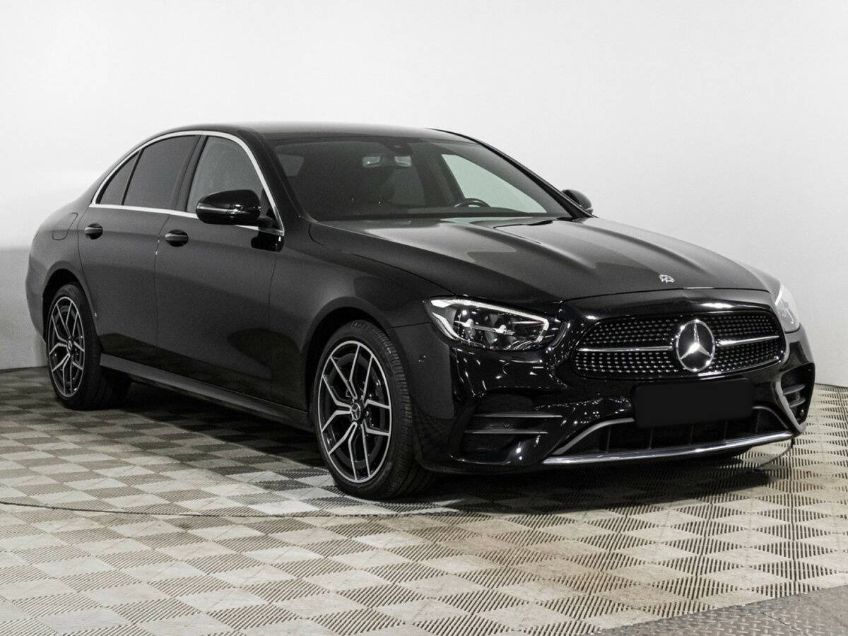 Mercedes-Benz E-Класс 2021 года с пробегом. Фото: #2
