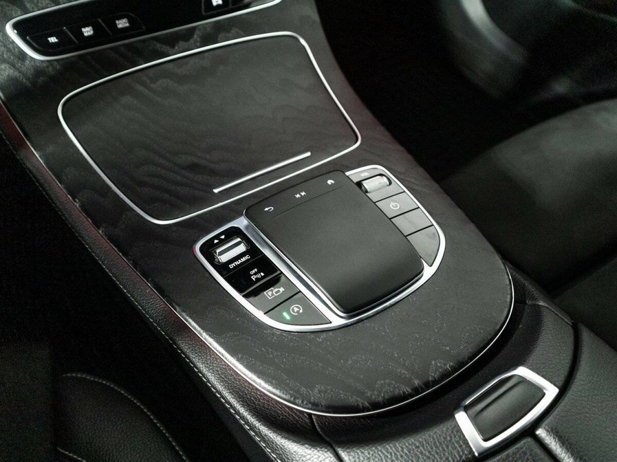 Mercedes-Benz E-Класс 2021 года с пробегом. Фото: #17