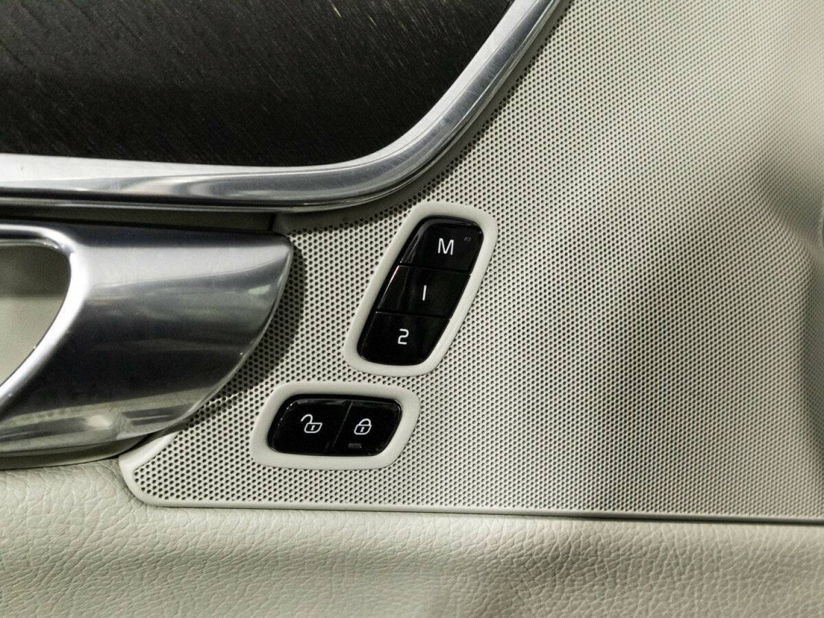 Volvo V90 Cross Country 2017 года с пробегом. Фото: #16