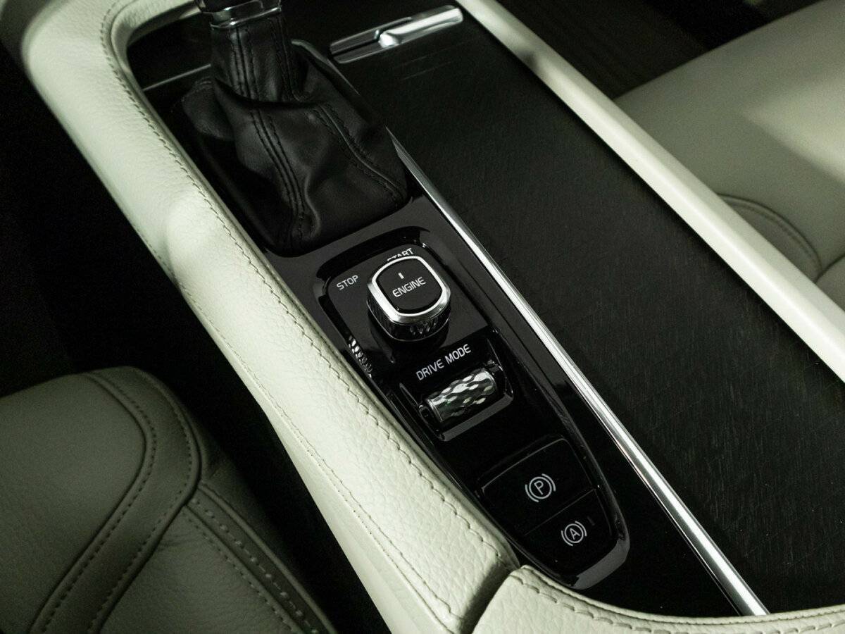 Volvo V90 Cross Country 2017 года с пробегом. Фото: #19