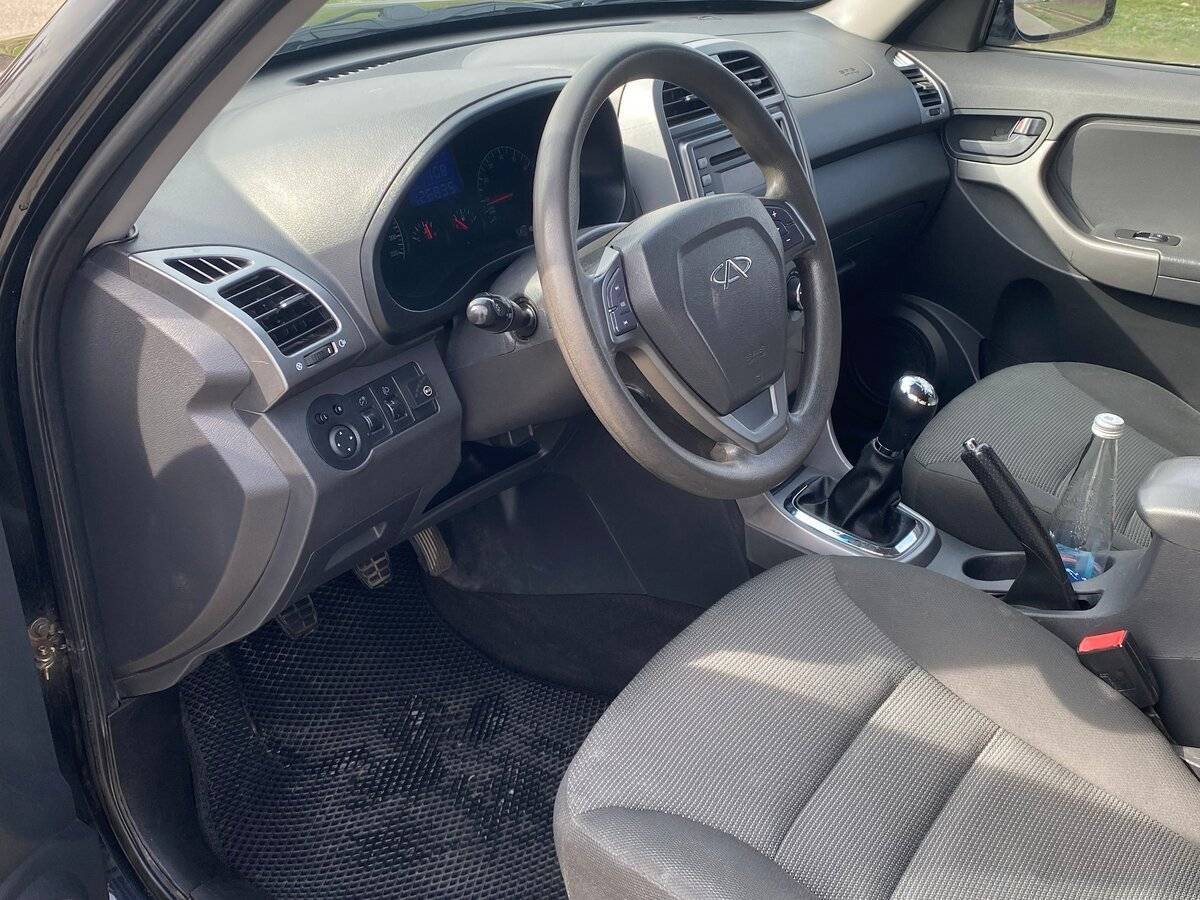 Chery Tiggo (T11) 2015 года с пробегом. Фото: #9