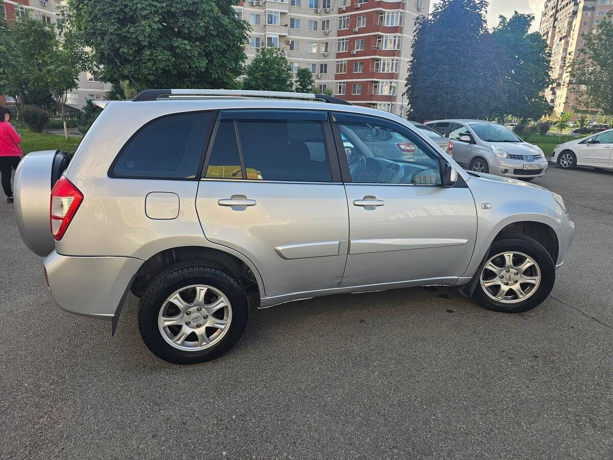 Chery Tiggo (T11) 2014 года с пробегом. Фото: #11