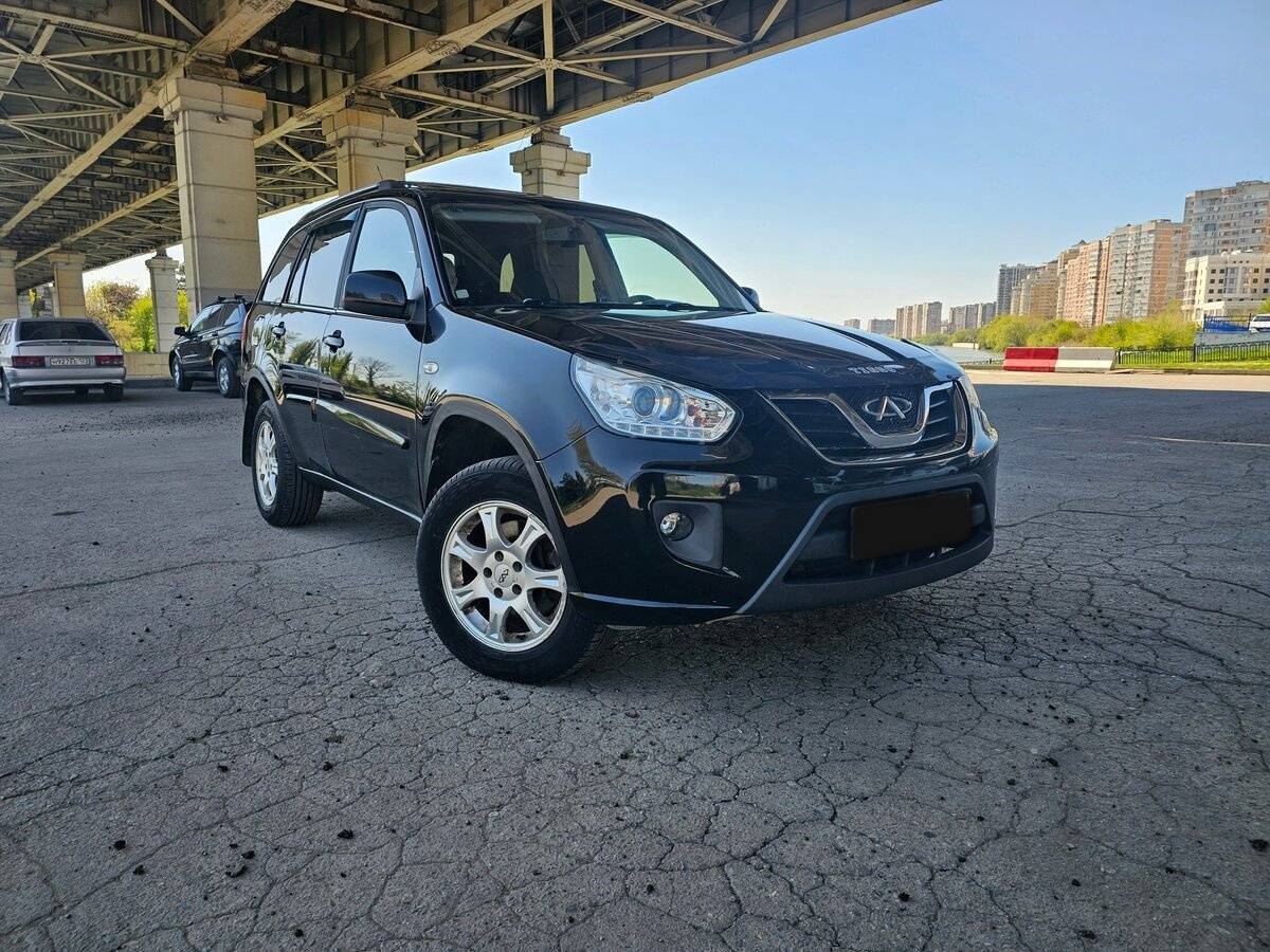 Chery Tiggo (T11) 2013 года с пробегом. Фото: #4