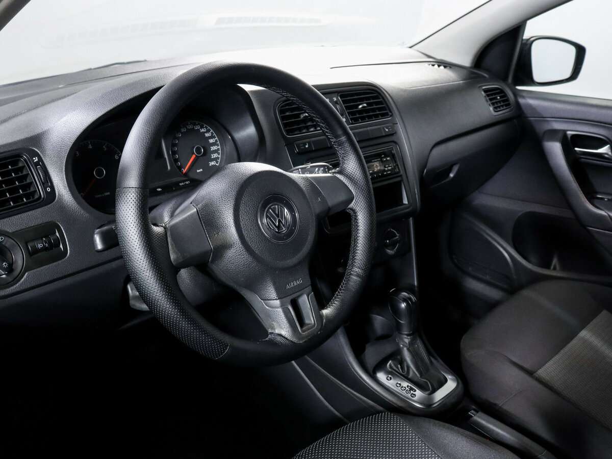 Volkswagen Polo 2011 года с пробегом. Фото: #8