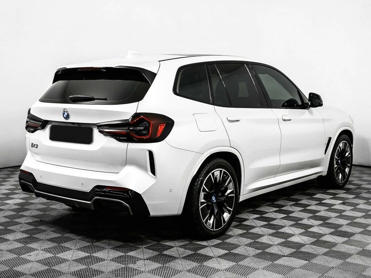 BMW iX3 2023 года с пробегом. Фото: #4