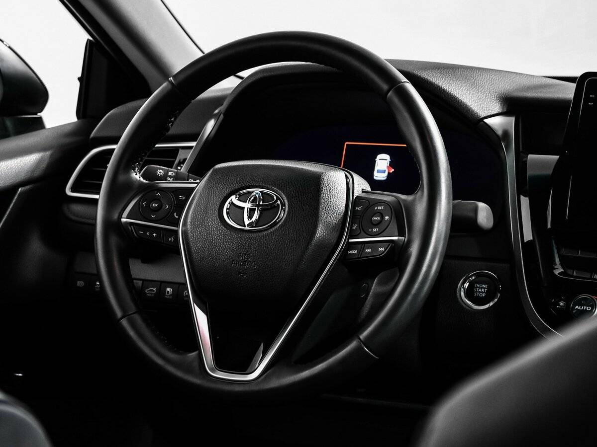 Toyota Camry 2023 года с пробегом. Фото: #11