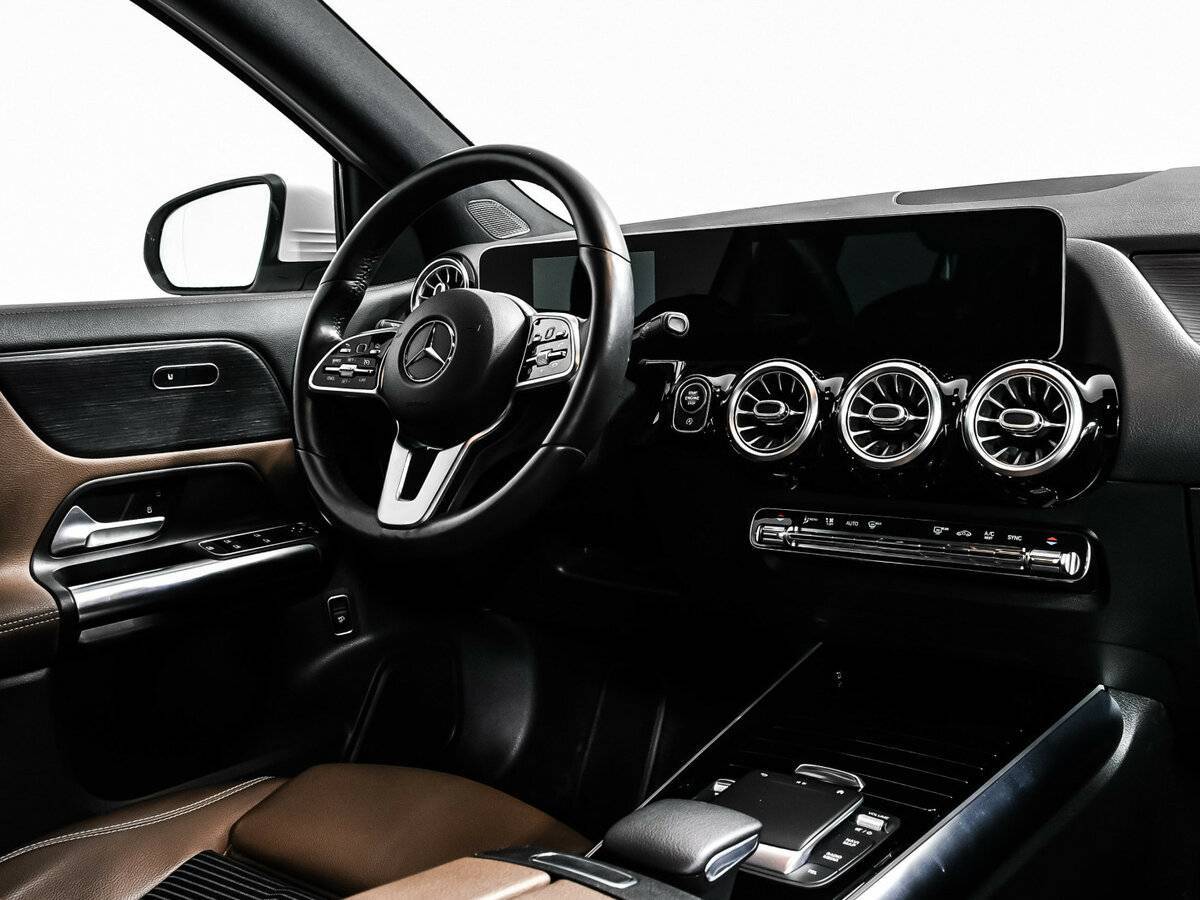 Mercedes-Benz GLA 2020 года с пробегом. Фото: #8