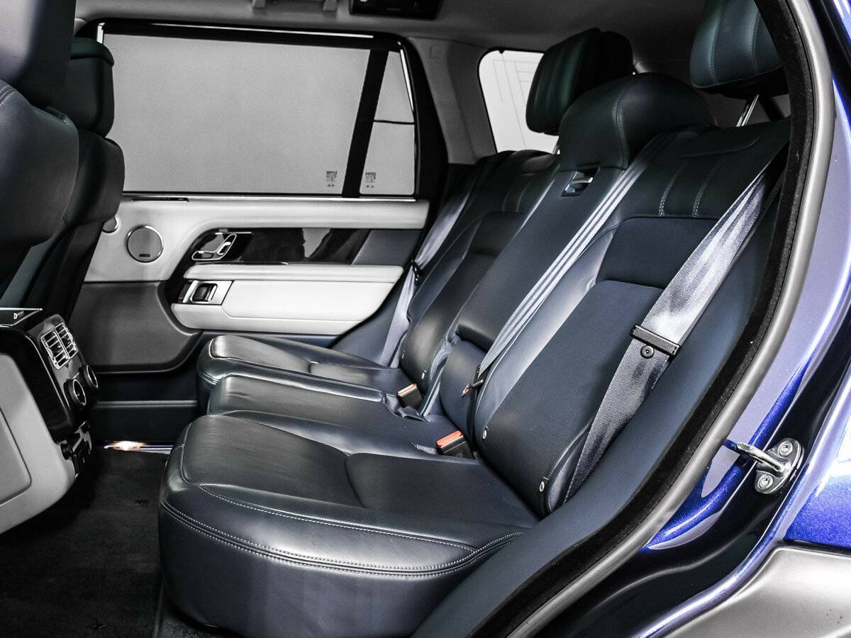 Land Rover Range Rover 2018 года с пробегом. Фото: #12