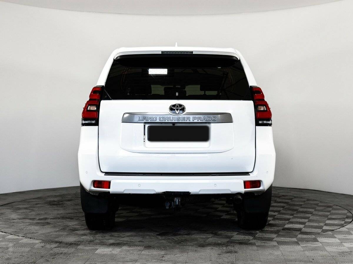 Toyota Land Cruiser Prado 2018 года с пробегом. Фото: #4