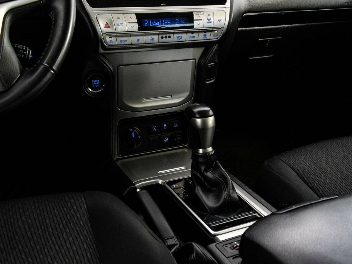 Toyota Land Cruiser Prado 2018 года с пробегом. Фото: #10