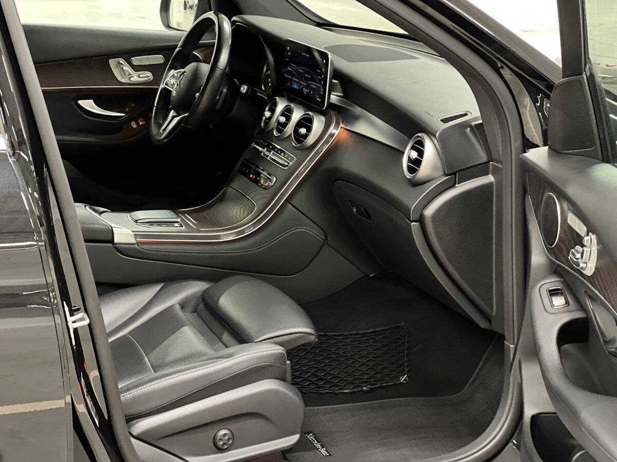 Mercedes-Benz GLC 2020 года с пробегом. Фото: #10