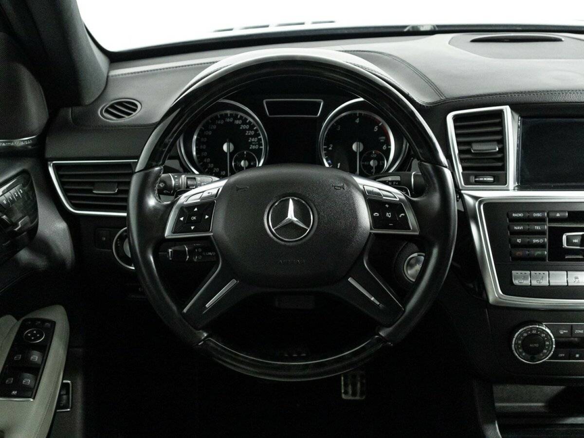 Mercedes-Benz GL-Класс 2014 года с пробегом. Фото: #23