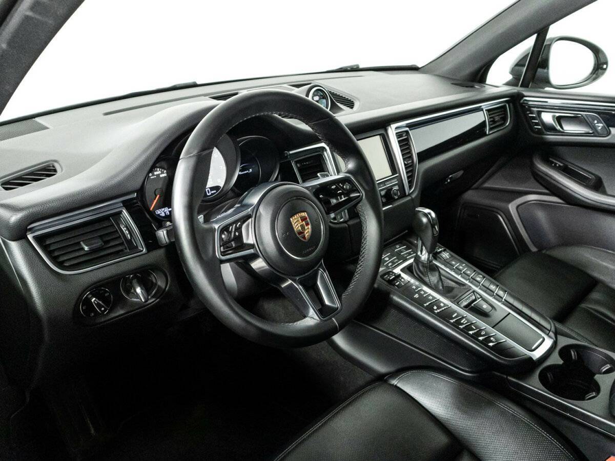 Porsche Macan 2015 года с пробегом. Фото: #10