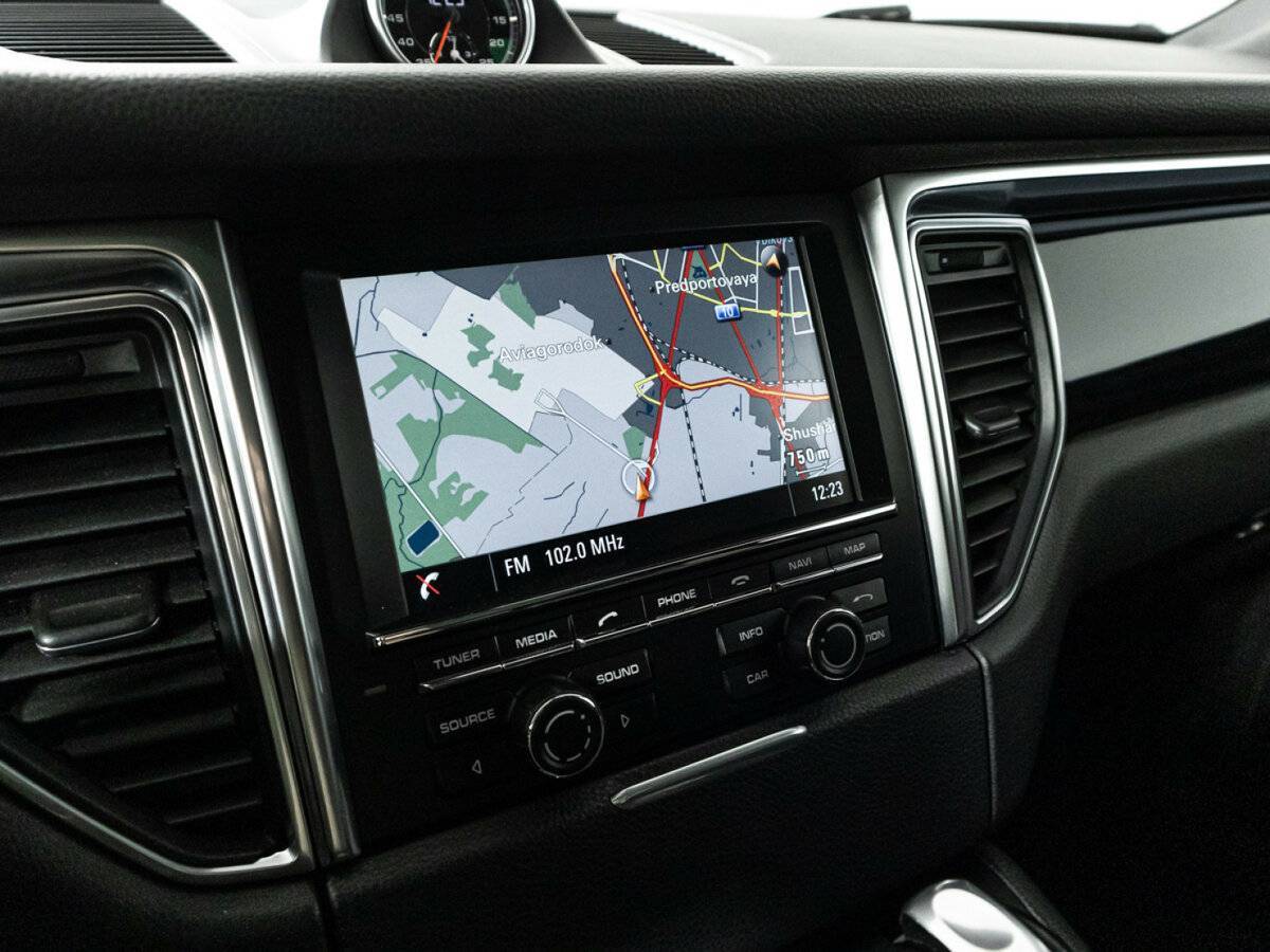 Porsche Macan 2015 года с пробегом. Фото: #15