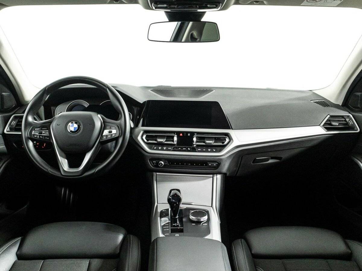 BMW 3 серии 2019 года с пробегом. Фото: #12