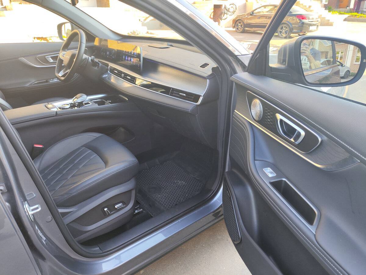 Chery Tiggo 8 Pro Max 2024 года с пробегом. Фото: #7