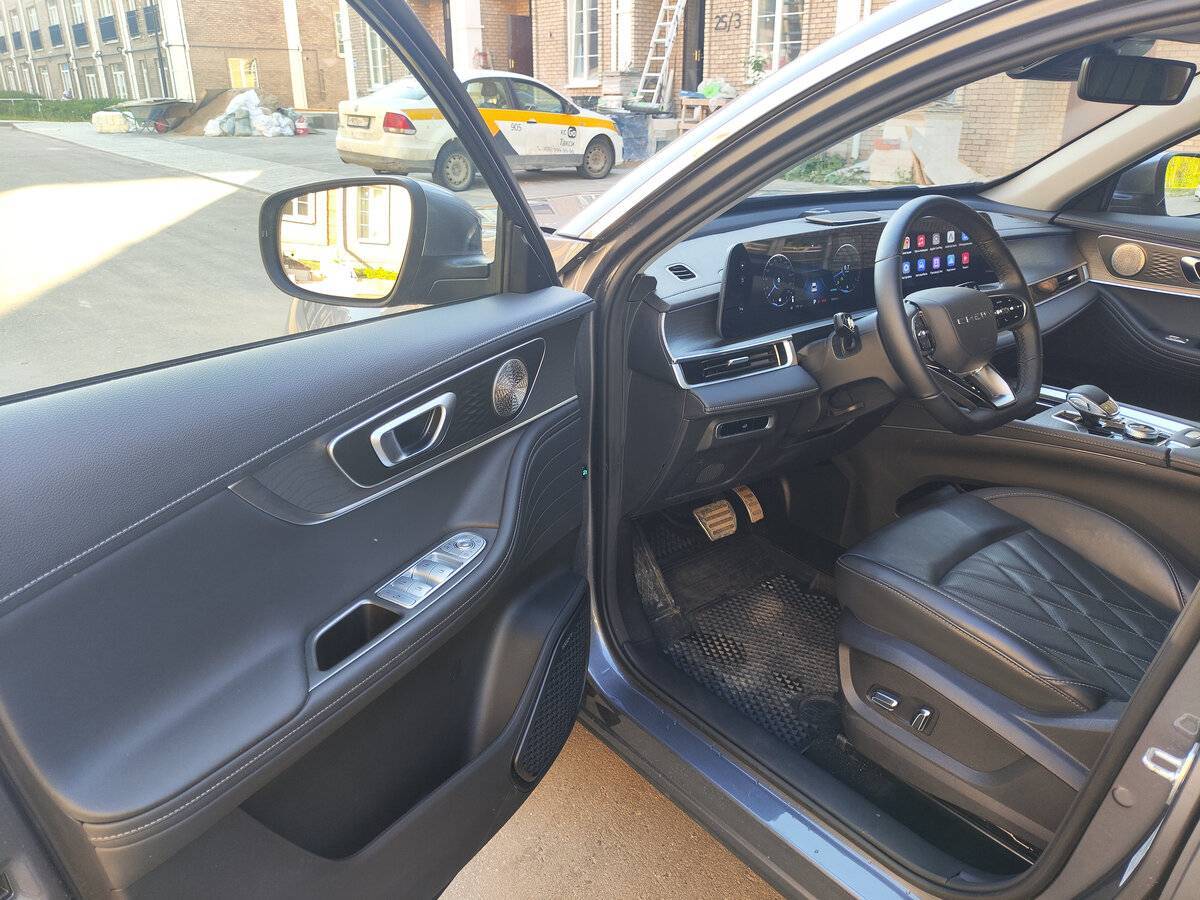 Chery Tiggo 8 Pro Max 2024 года с пробегом. Фото: #8