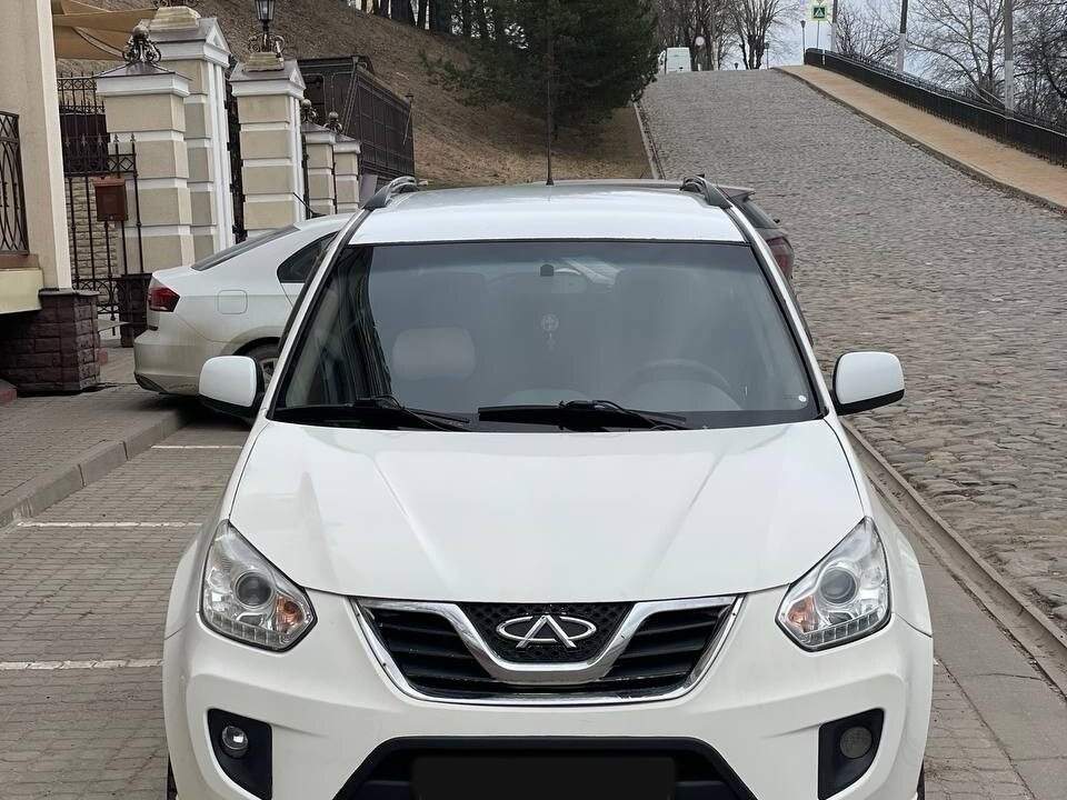 Chery Tiggo (T11) 2013 года с пробегом. Фото: #3