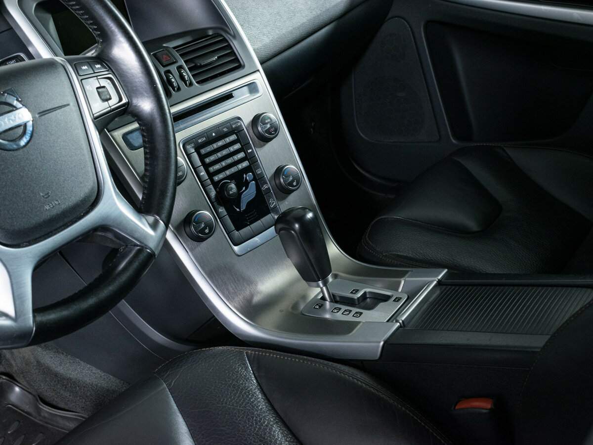 Volvo XC60 2011 года с пробегом. Фото: #15