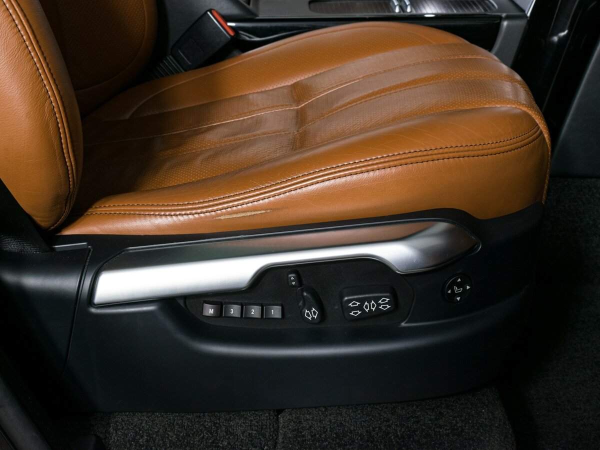 Land Rover Range Rover 2011 года с пробегом. Фото: #18