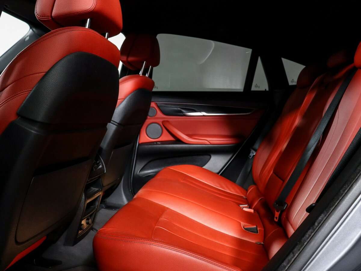BMW X6 2018 года с пробегом. Фото: #9