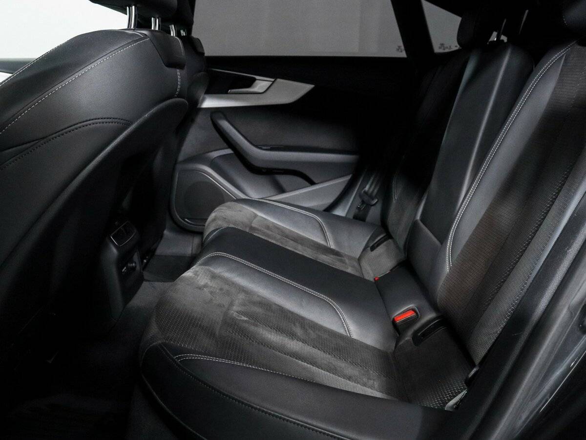 Audi A5 2019 года с пробегом. Фото: #6