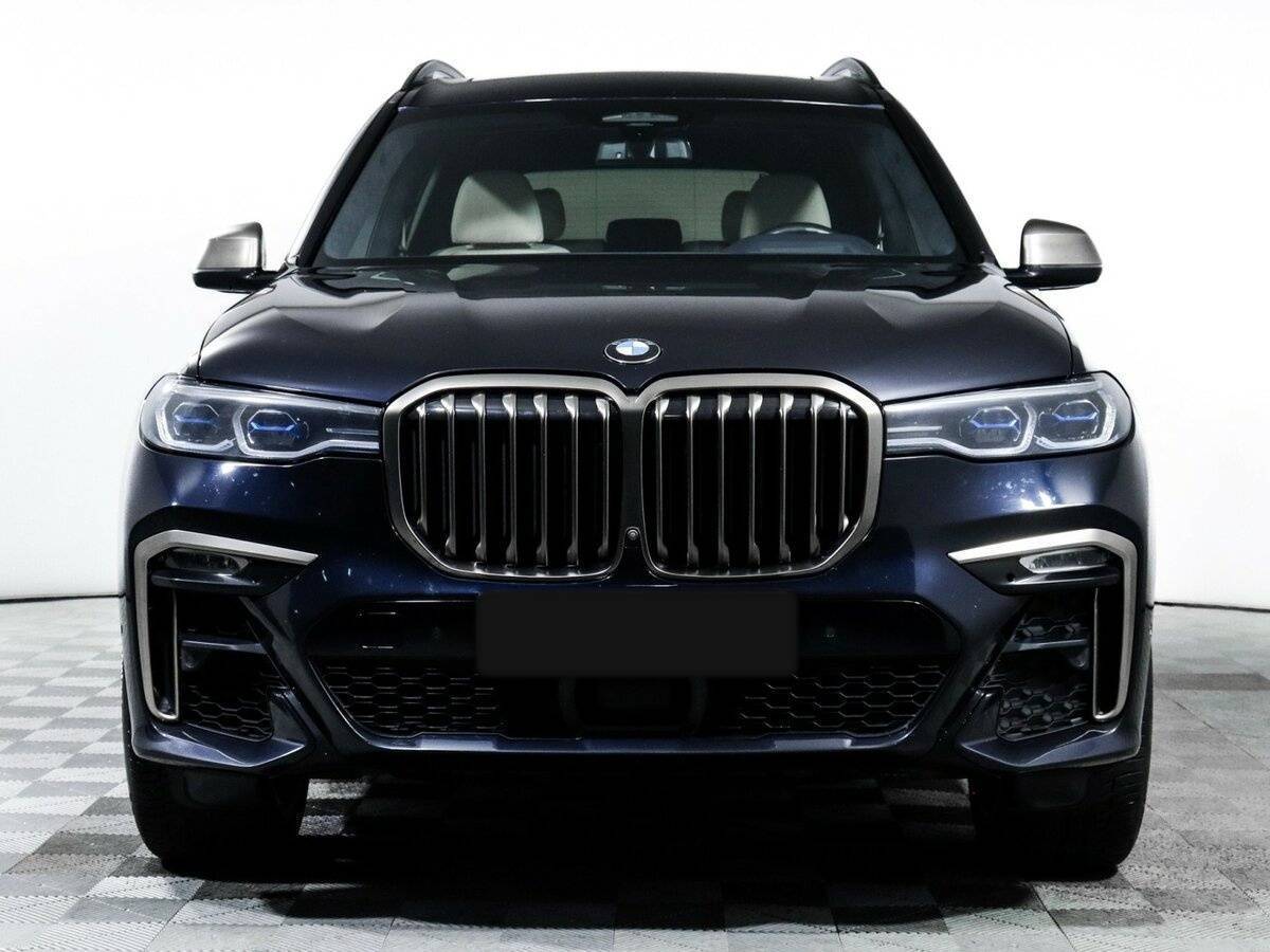 BMW X7 2021 года с пробегом. Фото: #1