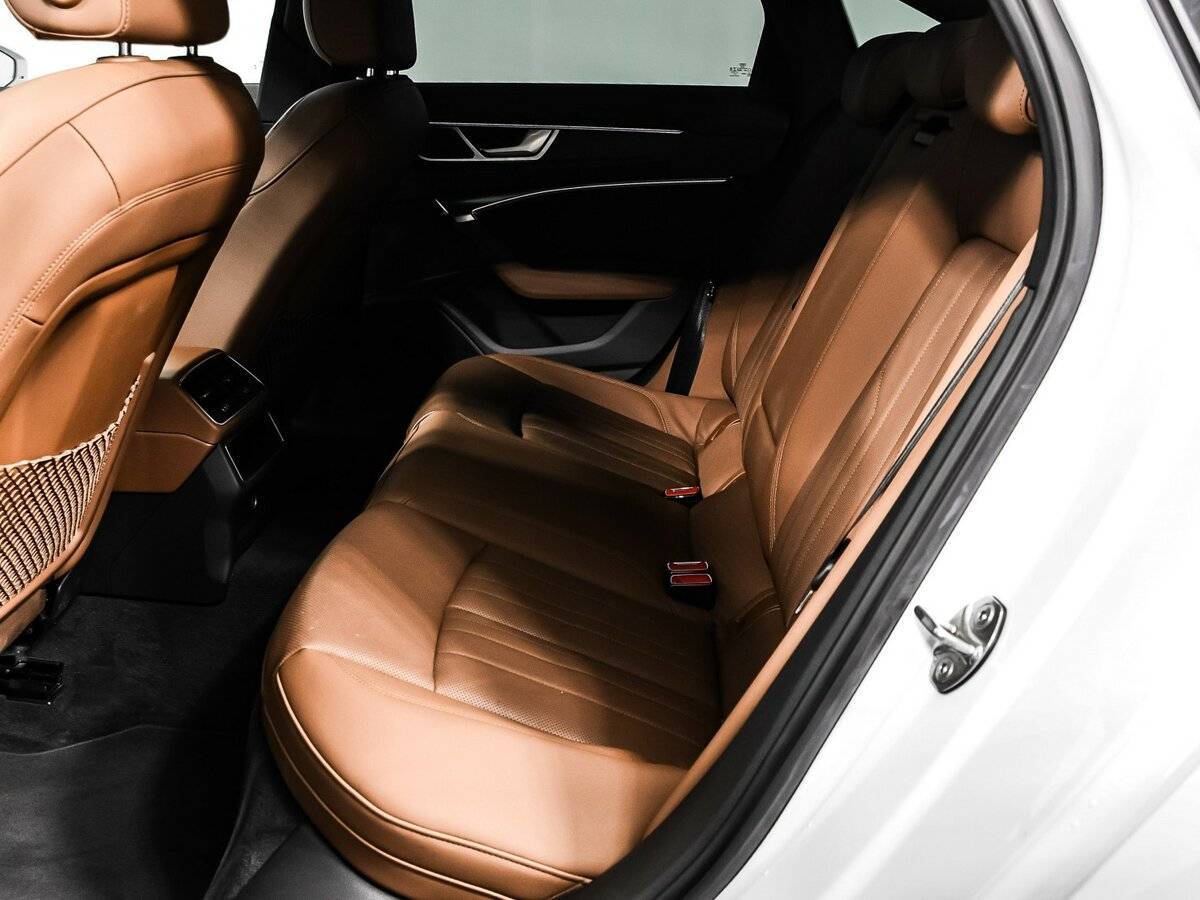 Audi A6 2019 года с пробегом. Фото: #12