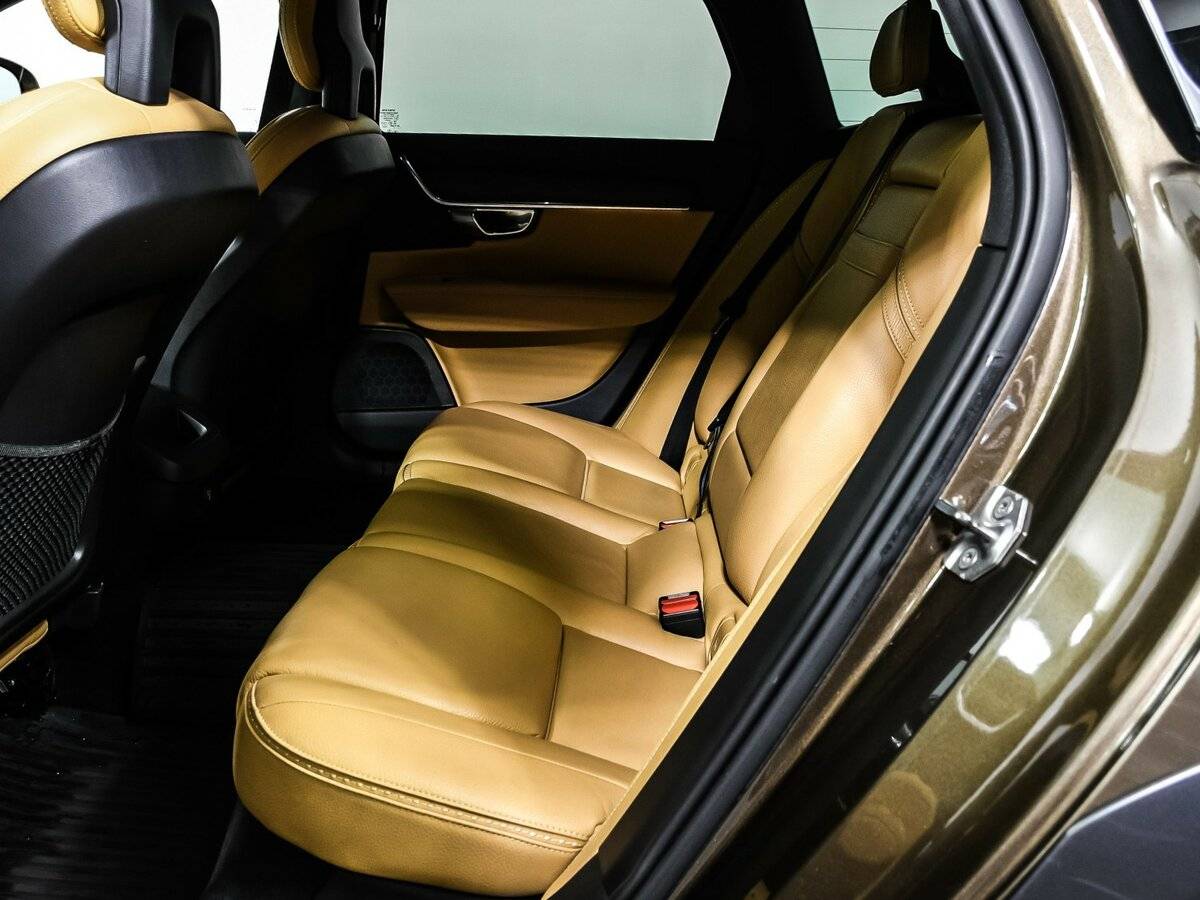 Volvo V90 Cross Country 2017 года с пробегом. Фото: #12