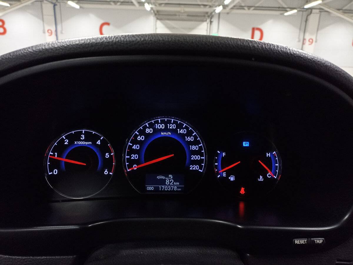 Hyundai Santa Fe 2010 года с пробегом. Фото: #12