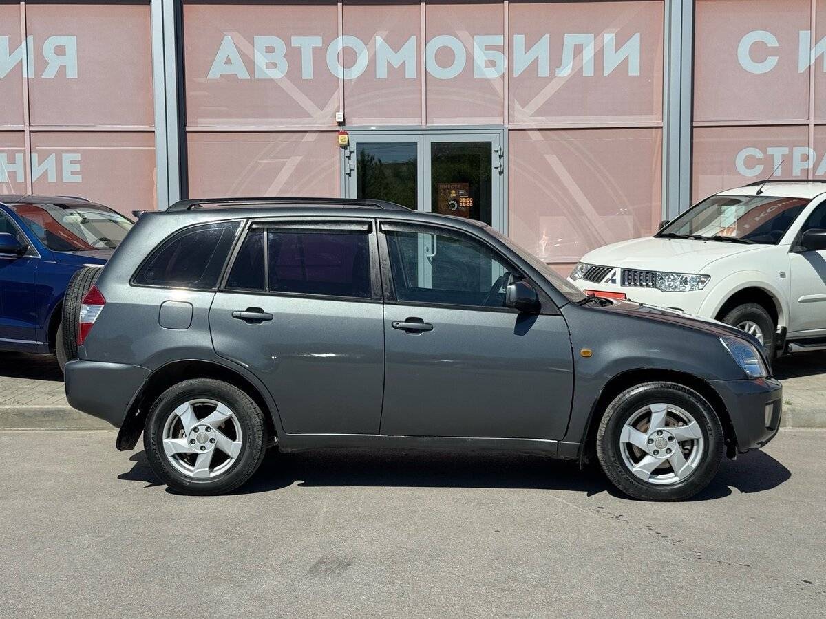 Chery Tiggo (T11) 2009 года с пробегом. Фото: #3