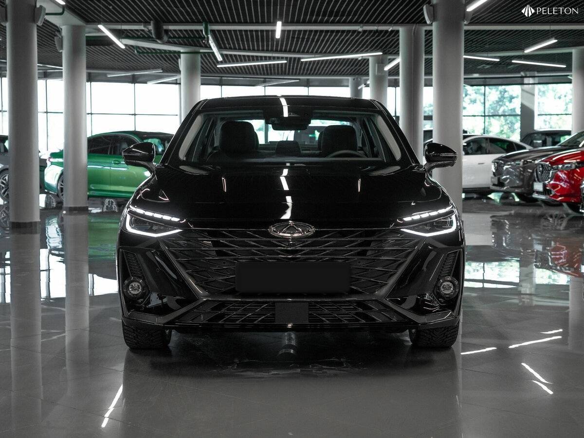 Chery Arrizo 8 2024 года с пробегом. Фото: #2