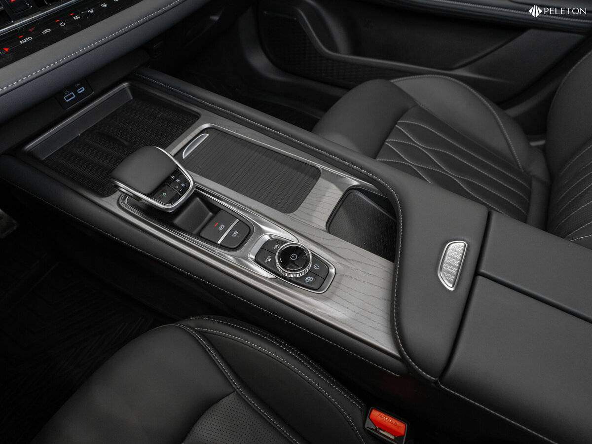 Chery Arrizo 8 2024 года с пробегом. Фото: #15