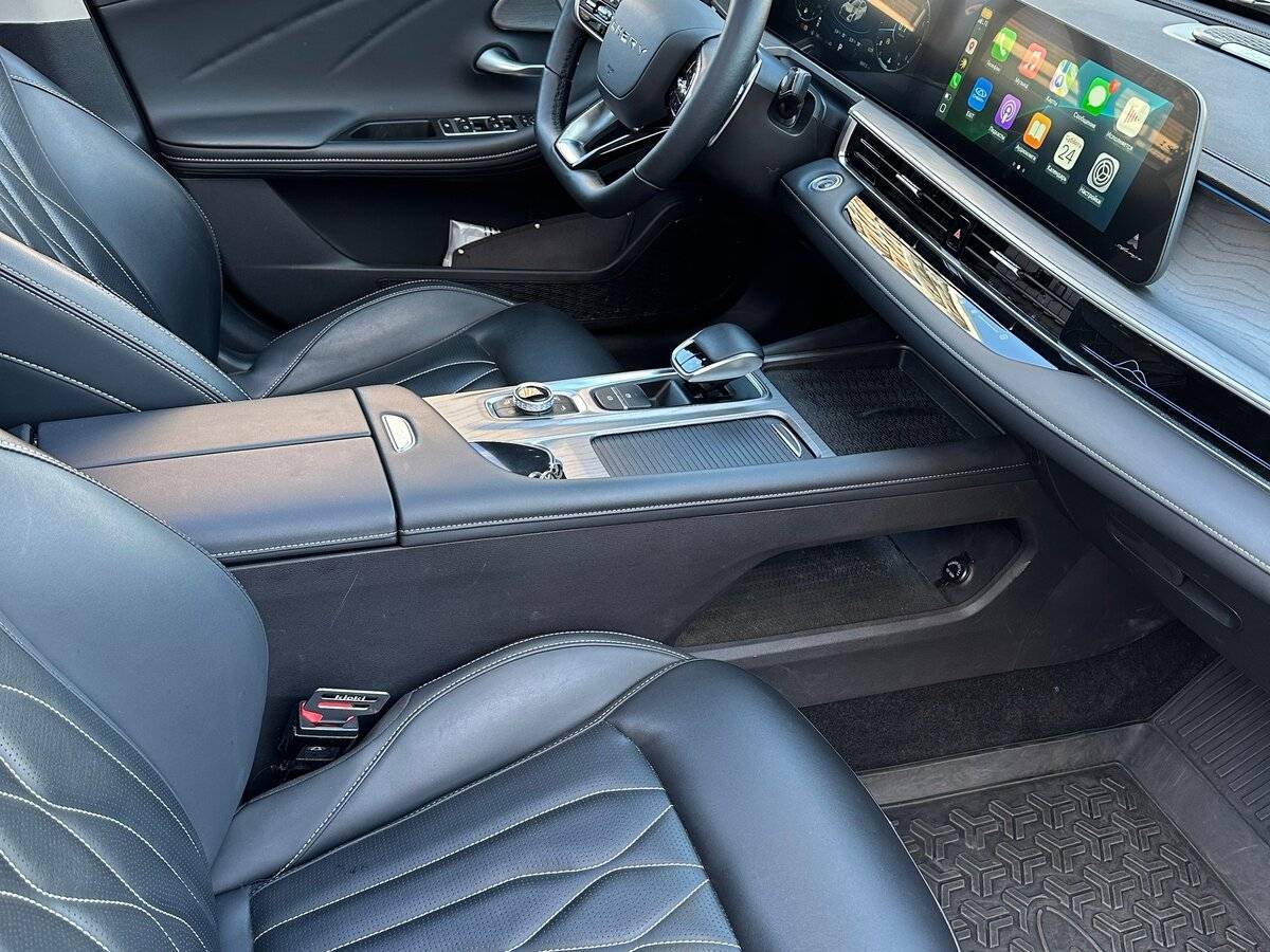 Chery Arrizo 8 2023 года с пробегом. Фото: #6