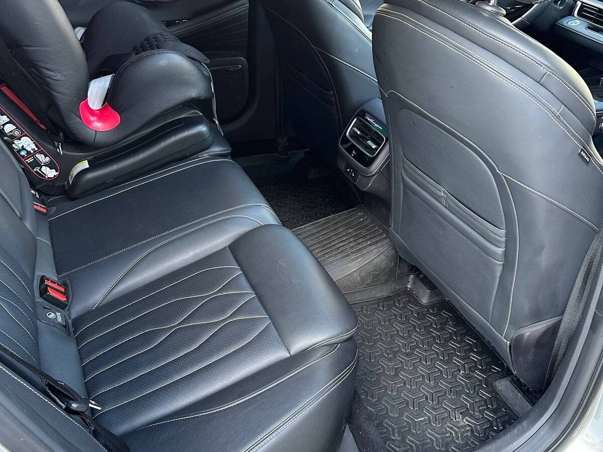 Chery Arrizo 8 2023 года с пробегом. Фото: #11