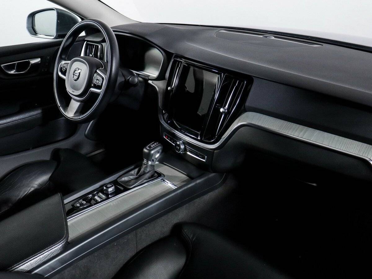 Volvo S60 2021 года с пробегом. Фото: #12