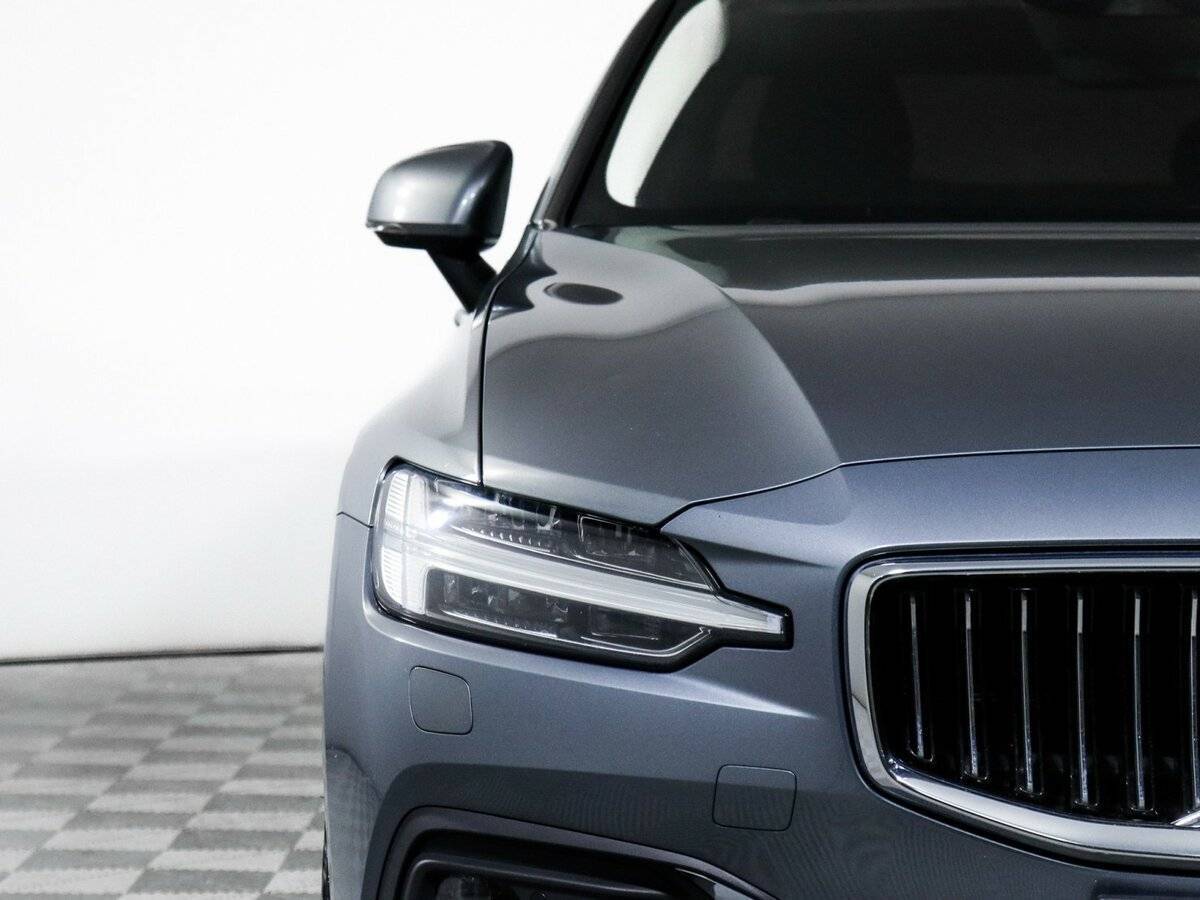 Volvo S60 2021 года с пробегом. Фото: #17