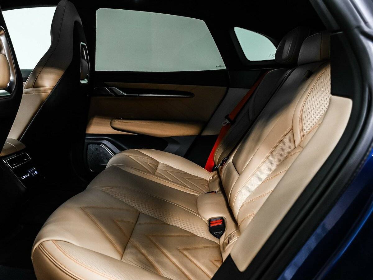 Zeekr 001 2023 года с пробегом. Фото: #12