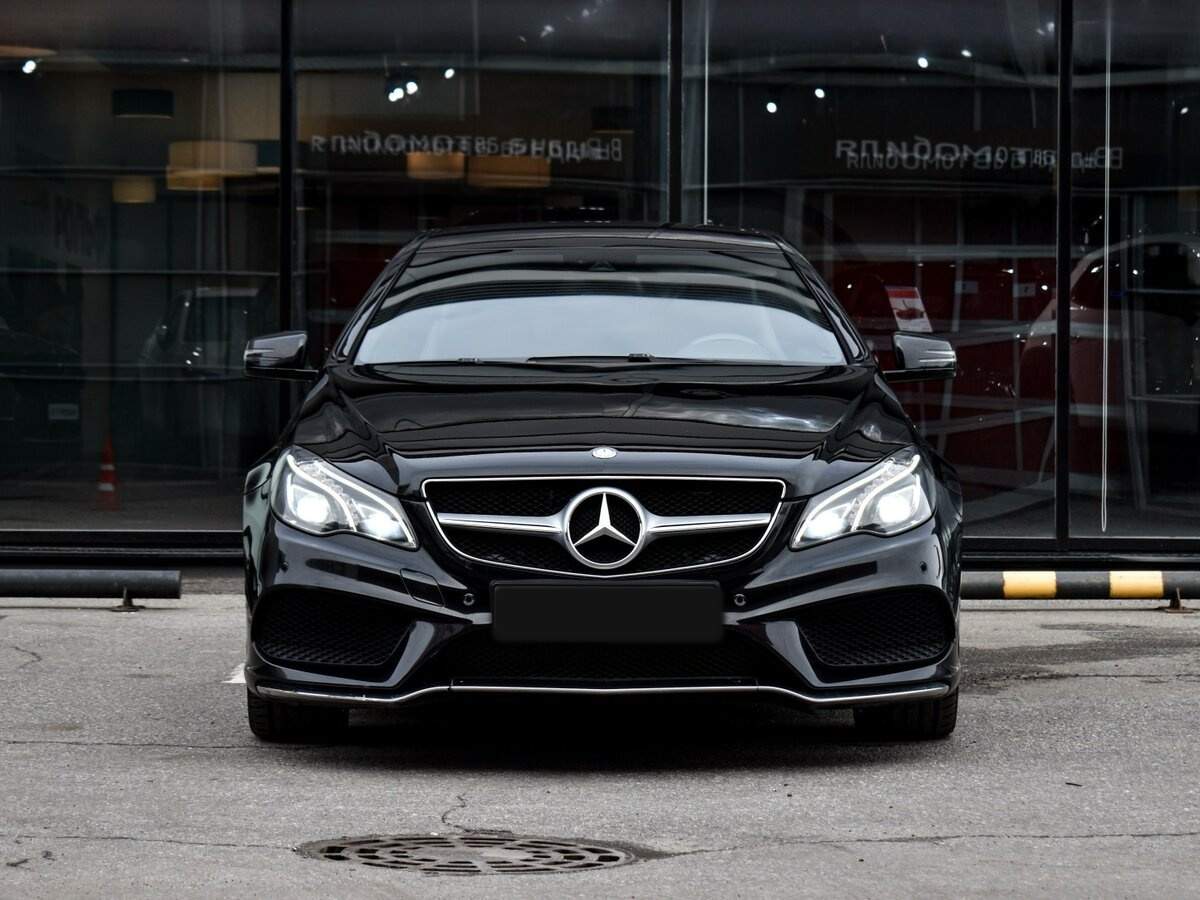 Mercedes-Benz E-Класс 2013 года с пробегом. Фото: #1