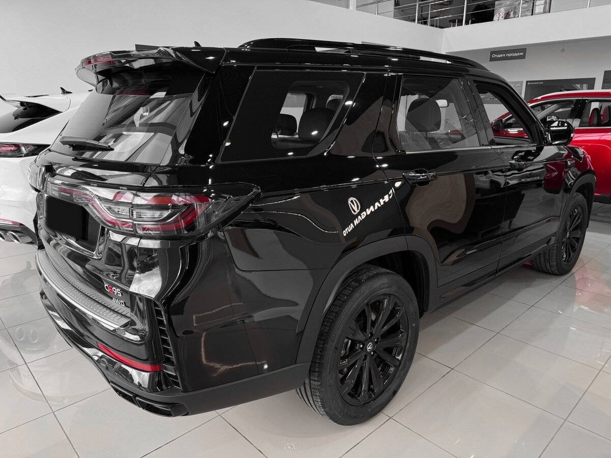 Changan CS95 2024 года с пробегом. Фото: #2