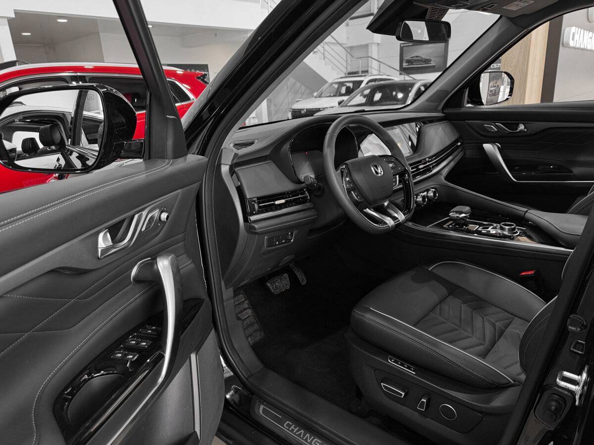 Changan CS95 2024 года с пробегом. Фото: #5