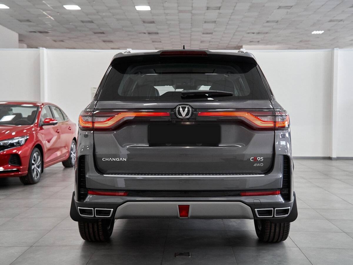 Changan CS95 2024 года с пробегом. Фото: #3