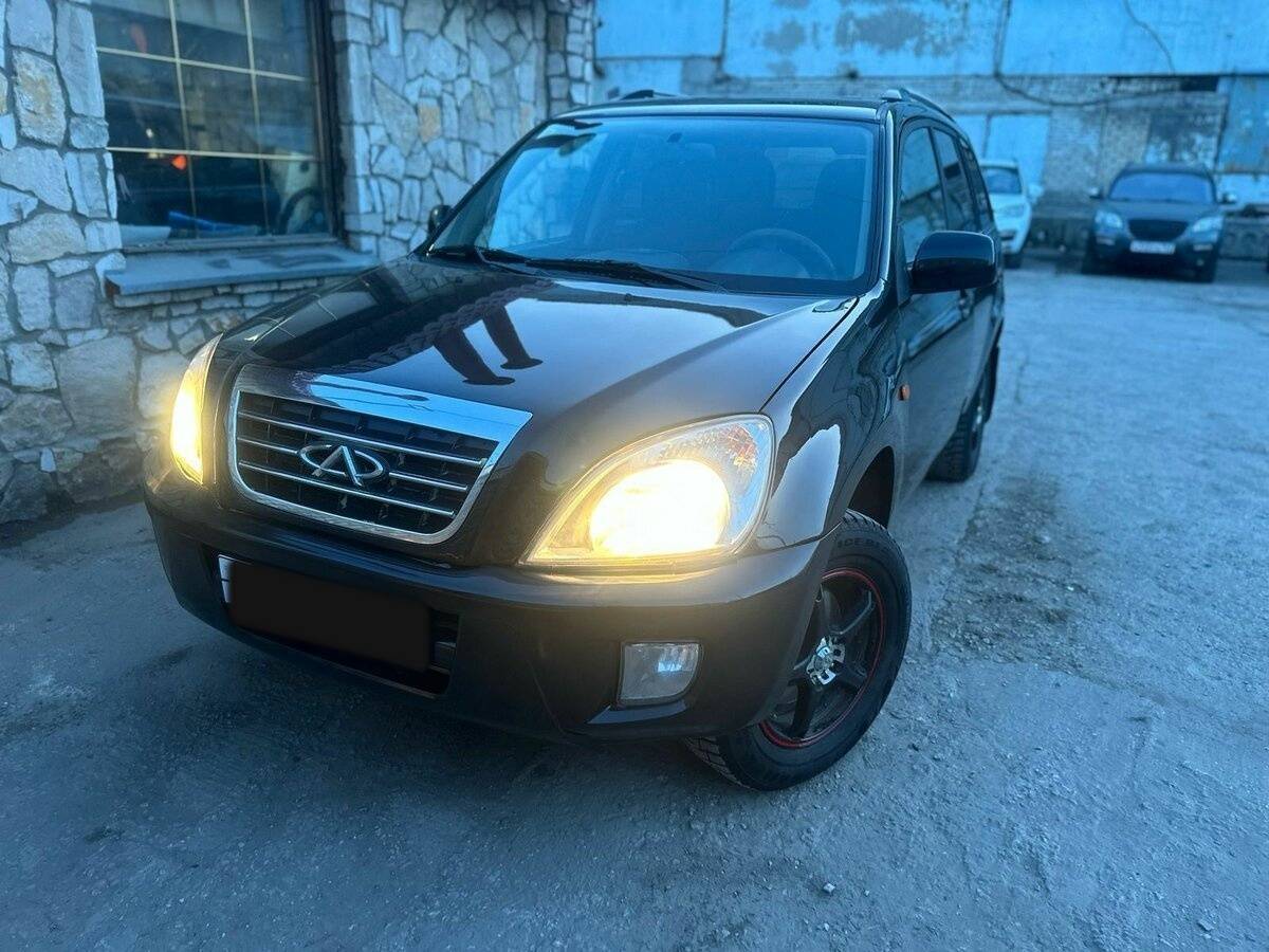 Chery Tiggo (T11) 2012 года с пробегом. Фото: #1